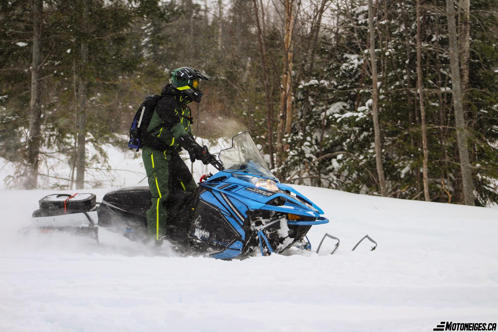 Motoneige - snowmobile Yamaha 2022