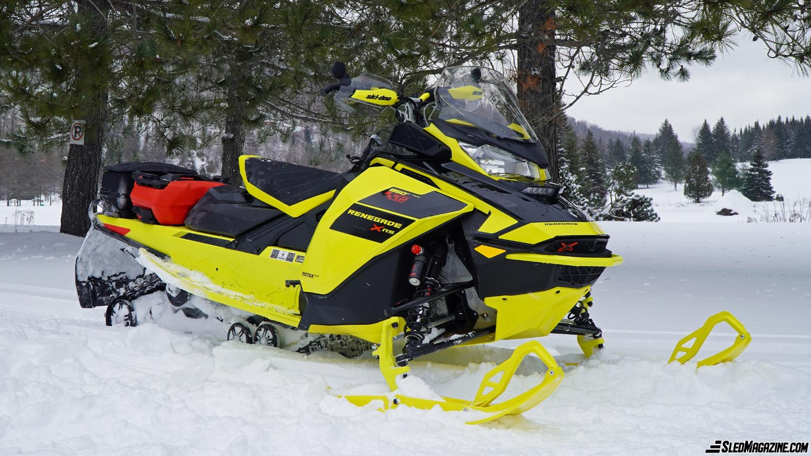 Review of the 2021 Ski-Doo Renegade X-RS 850 E-TEC snowmobile