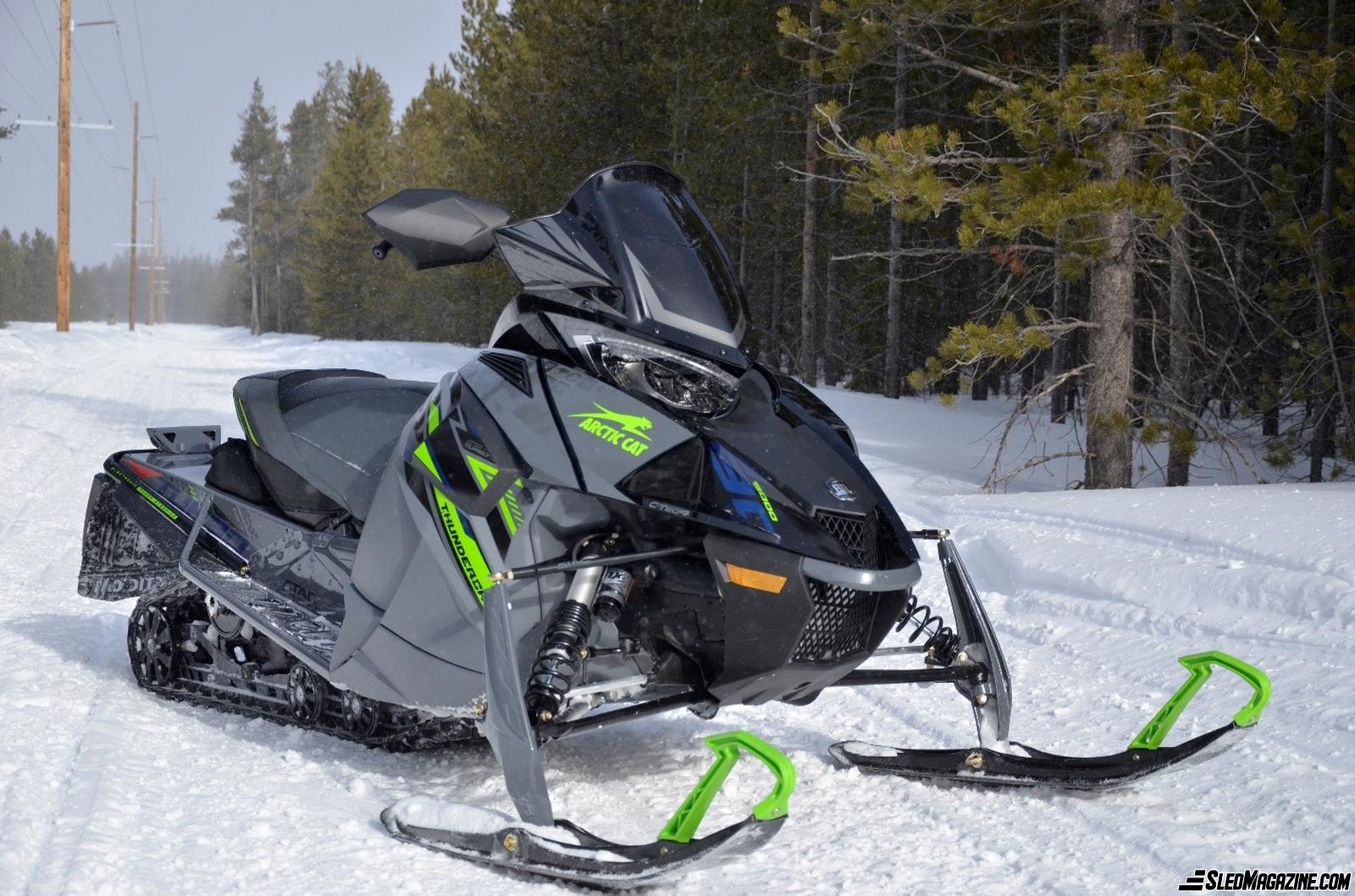 Snowmobile review Arctic Cat Thundercat 2022