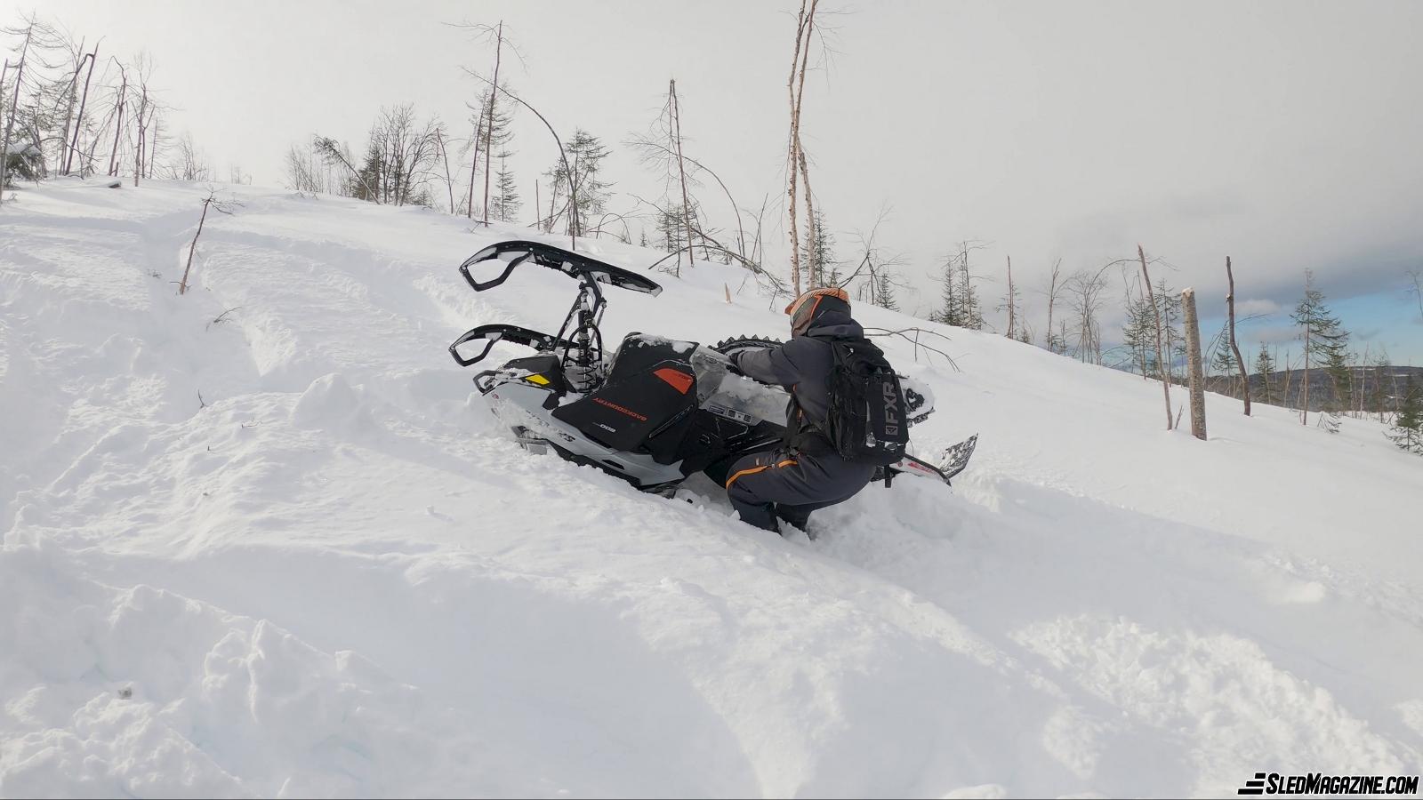 Ski-Doo Backcountry Sport 600 EFI 2021 - Snowmobile review