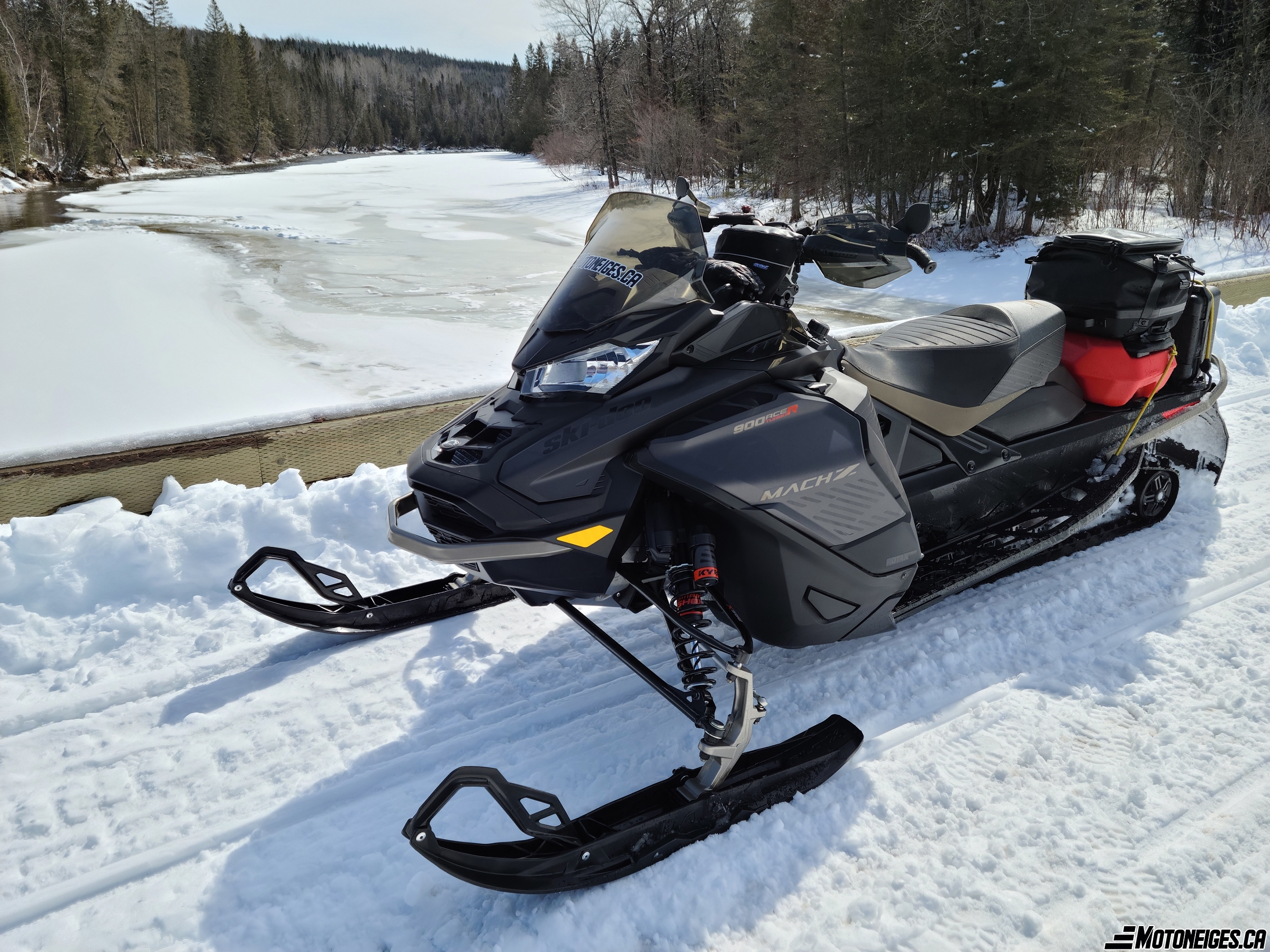 Spring Test Of The 2022 Ski Doo Mach Z Sledmagazine Com
