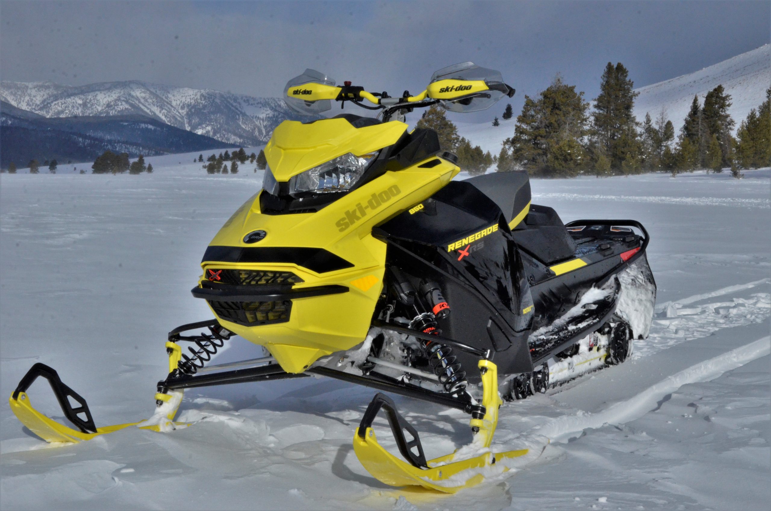 2022 ski doo xrs