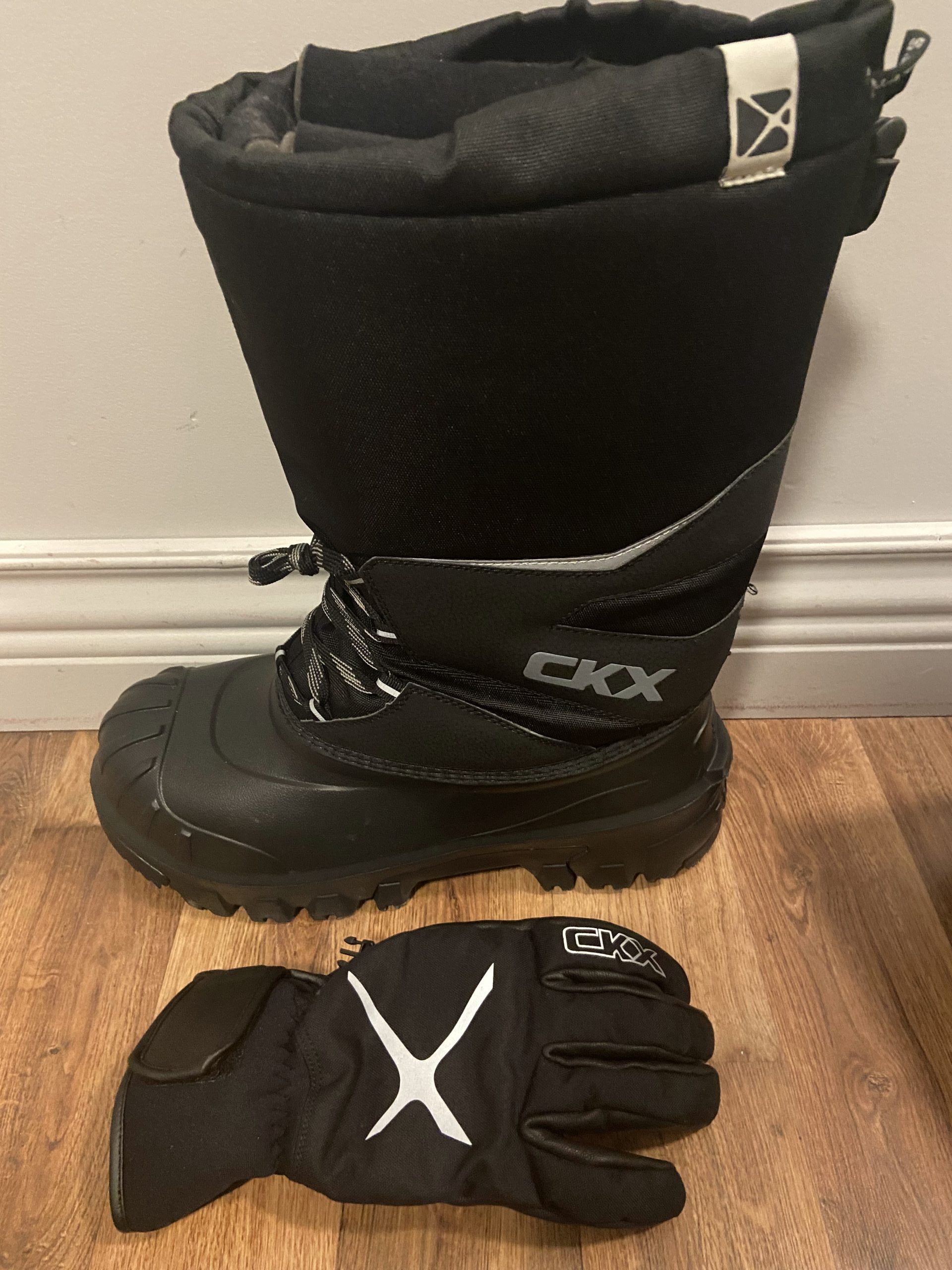 CKX Snowmobile Boots Size 4