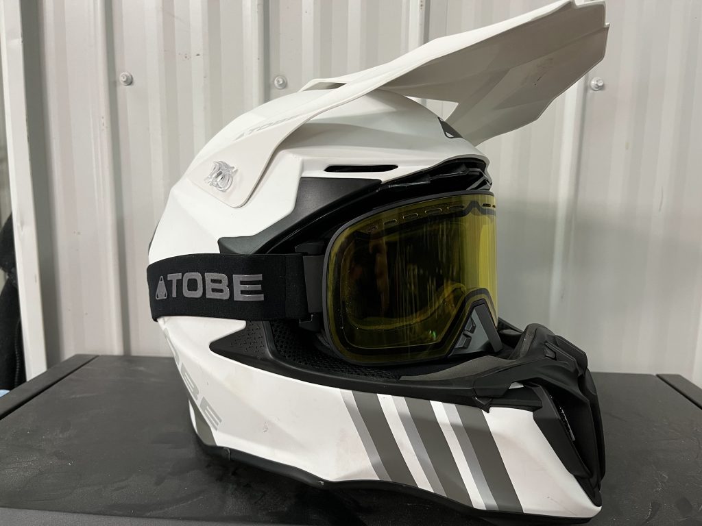 Vale helmet paired with Aurora goggles.