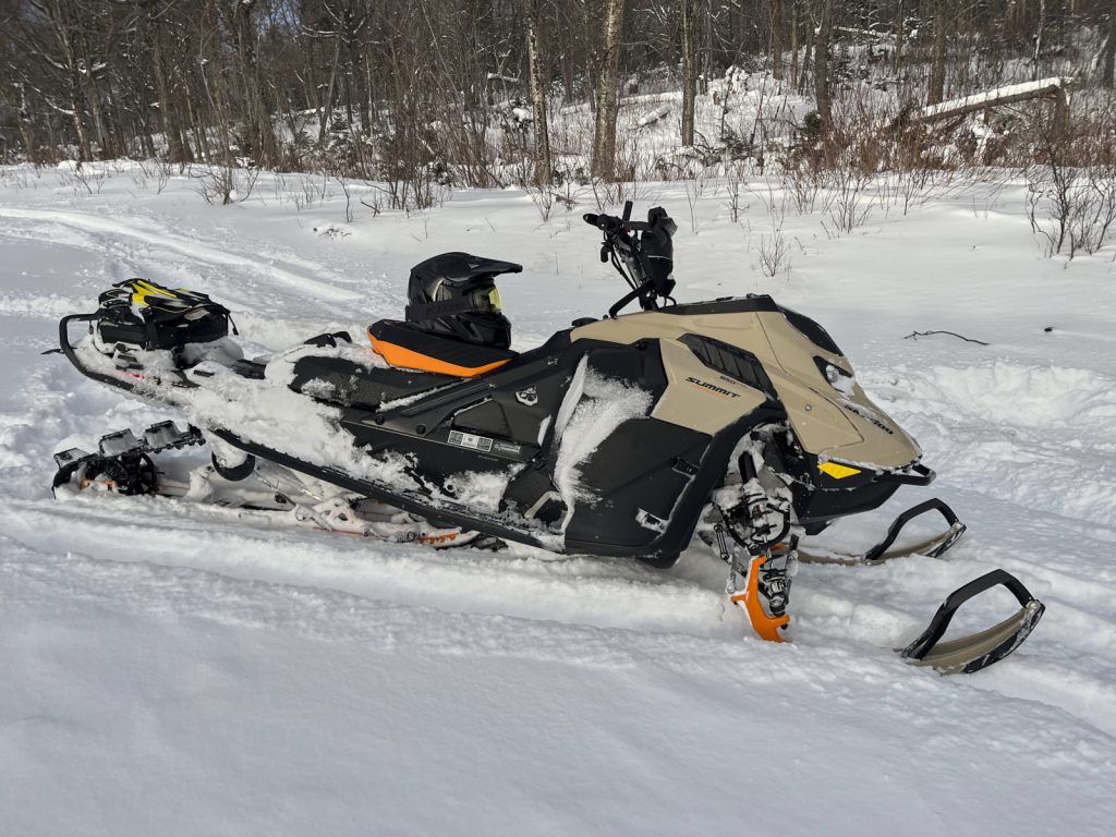 Ski-Doo Summit Adrenaline Edge 154