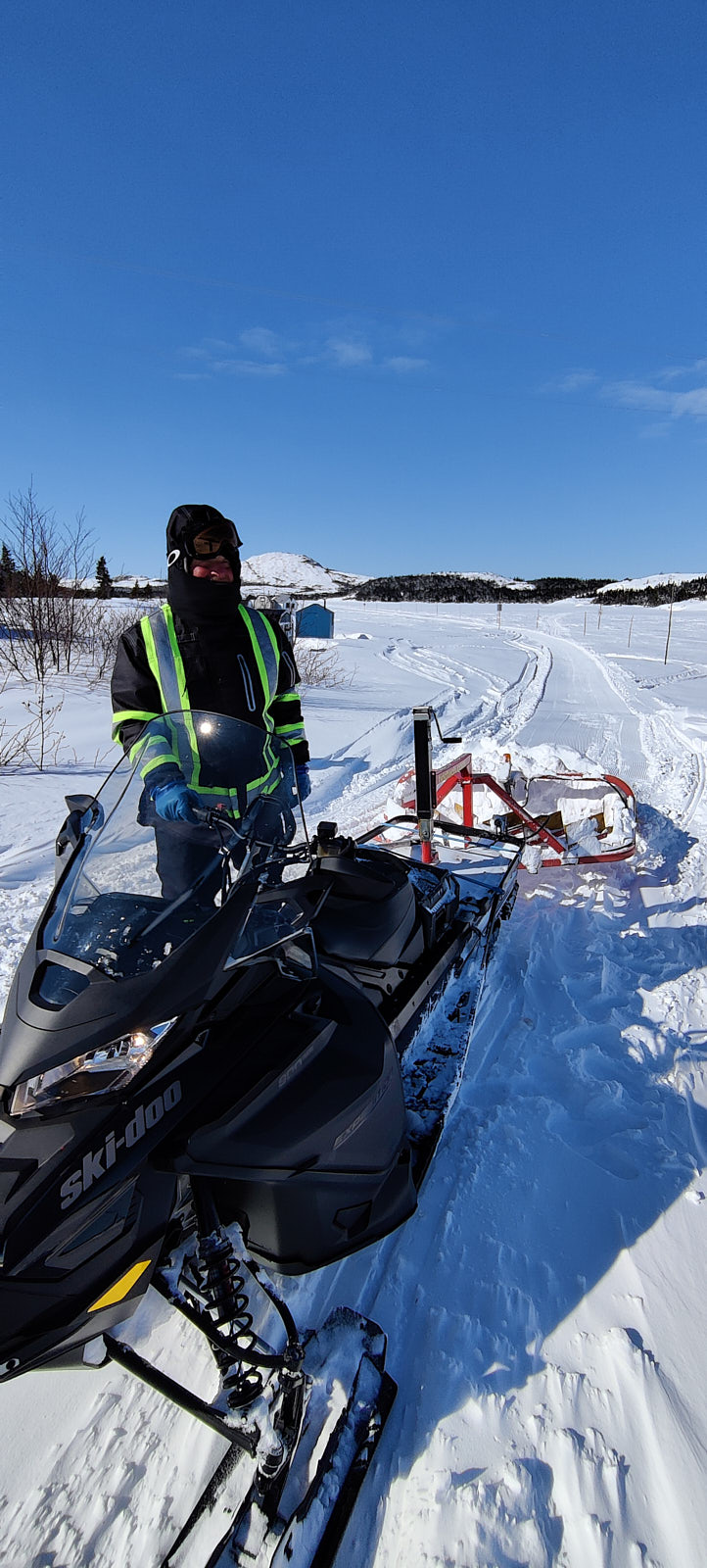 L’équipement utilisé pour l’entretien de la piste