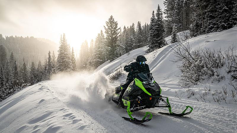 Arctic Cat ZR 600 EPS 2026 : une motoneige de sentier sous la loupe