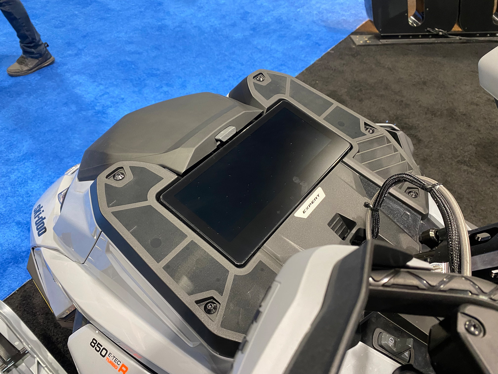 Ski-Doo Summit X Expert 165 850 E-TEC Turbo R