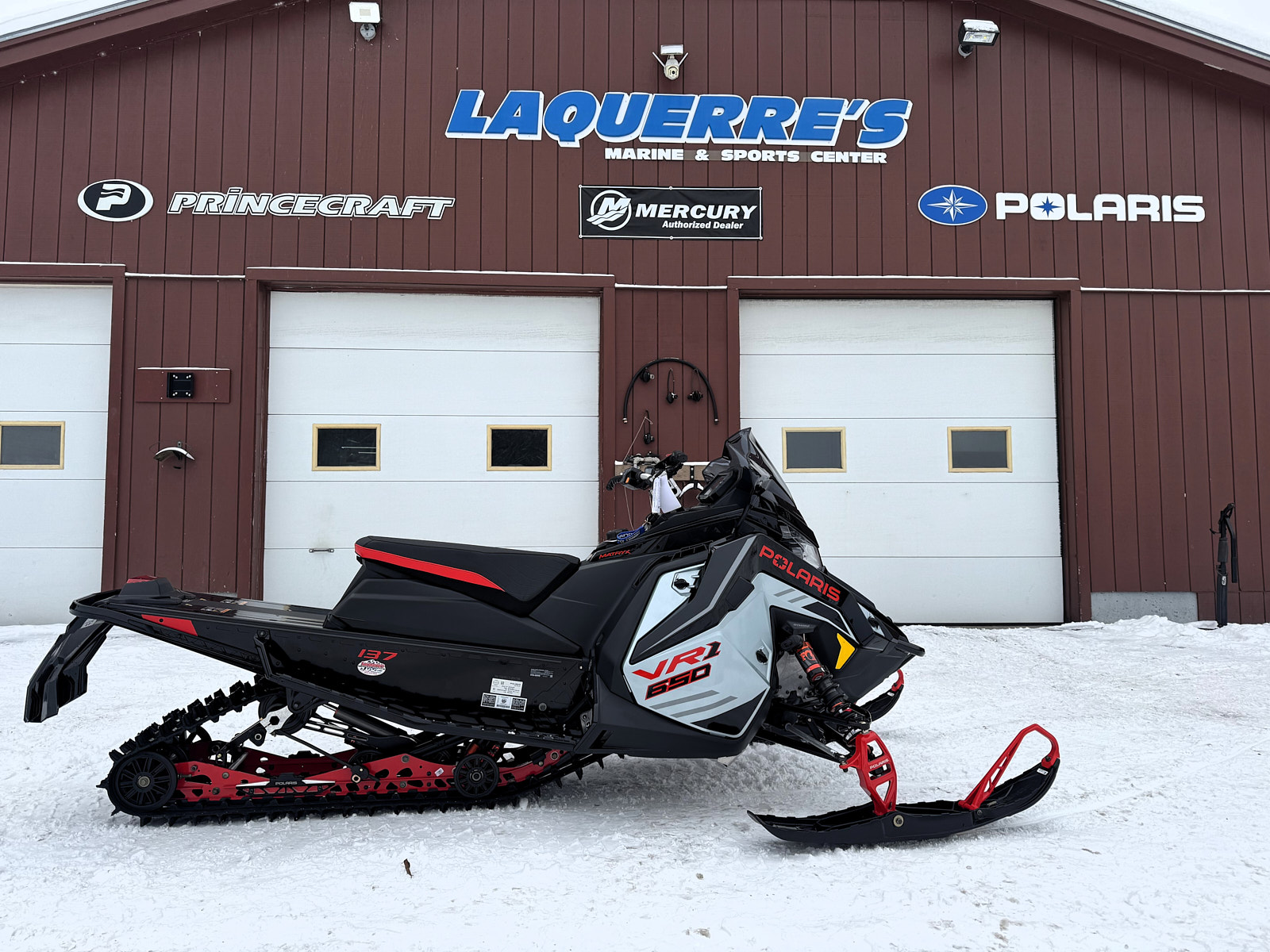 Polaris 650 Indy VR1 137 - Dynamix 2026