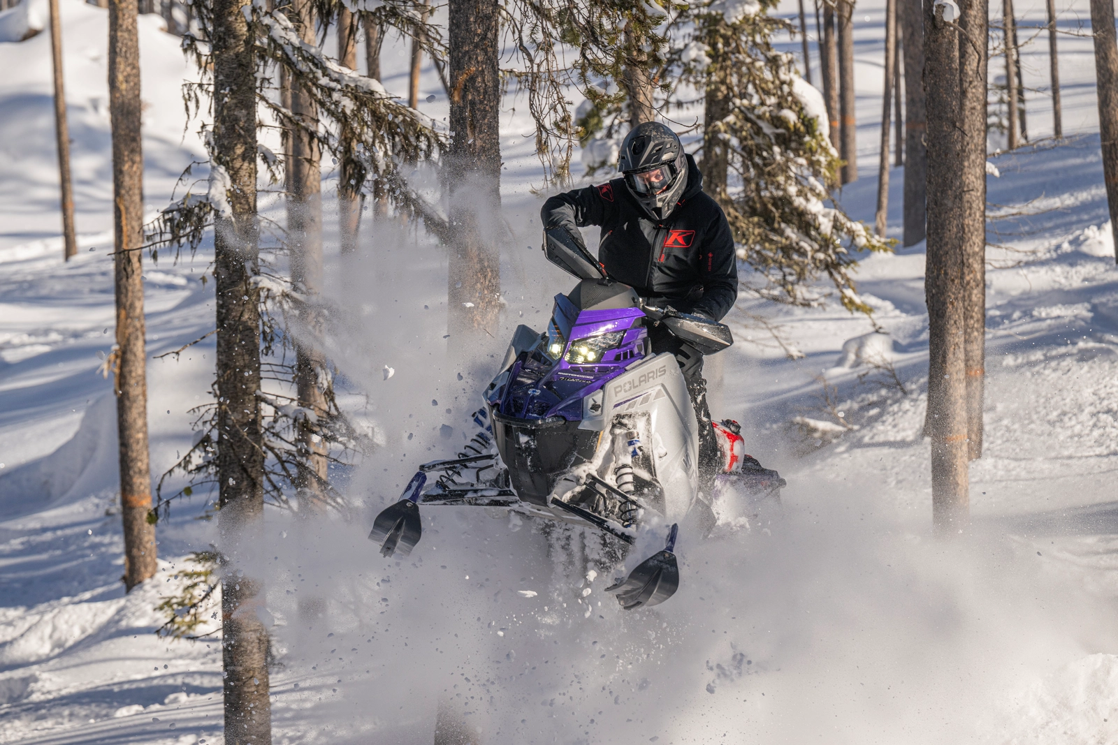 Polaris 9R Switchback Assault Escape (Étroit) 146 2027