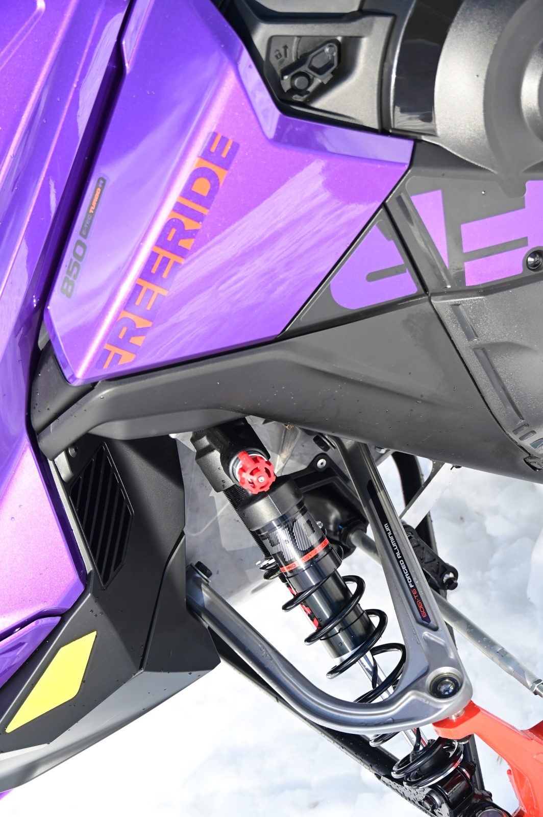 Suspension avant du Freeride 2027.