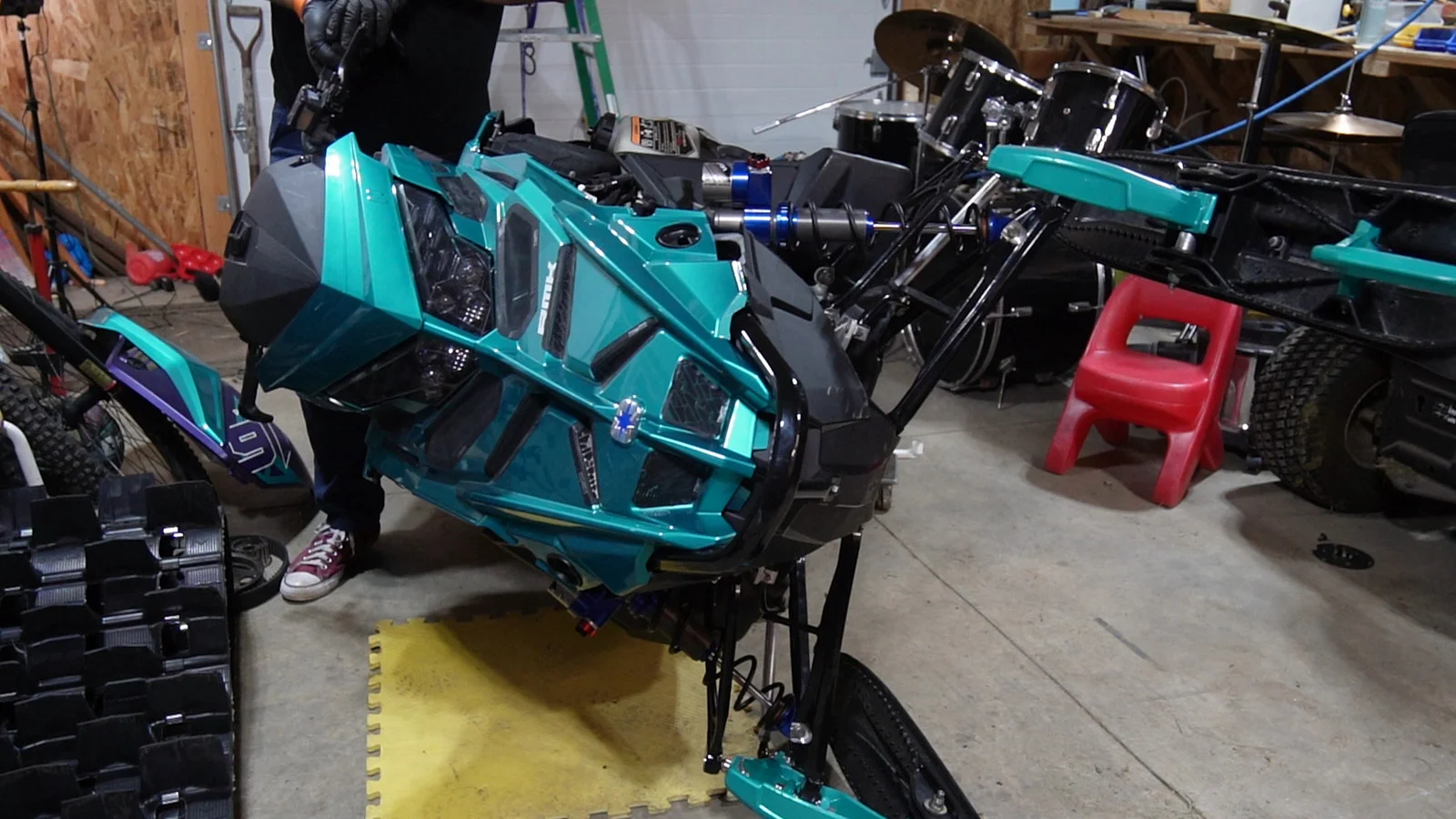 Remplacement de la chenille Polaris Matryx RMK Khaos SLASH 9R