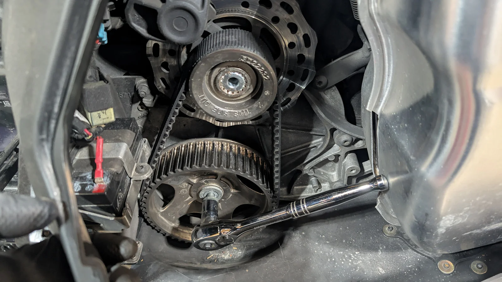 Remplacement de la chenille Polaris Matryx RMK Khaos SLASH 9R