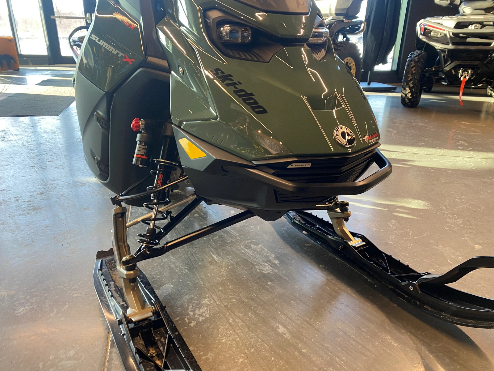 Summit X avec ensemble Expert 165 Turbo R 2026