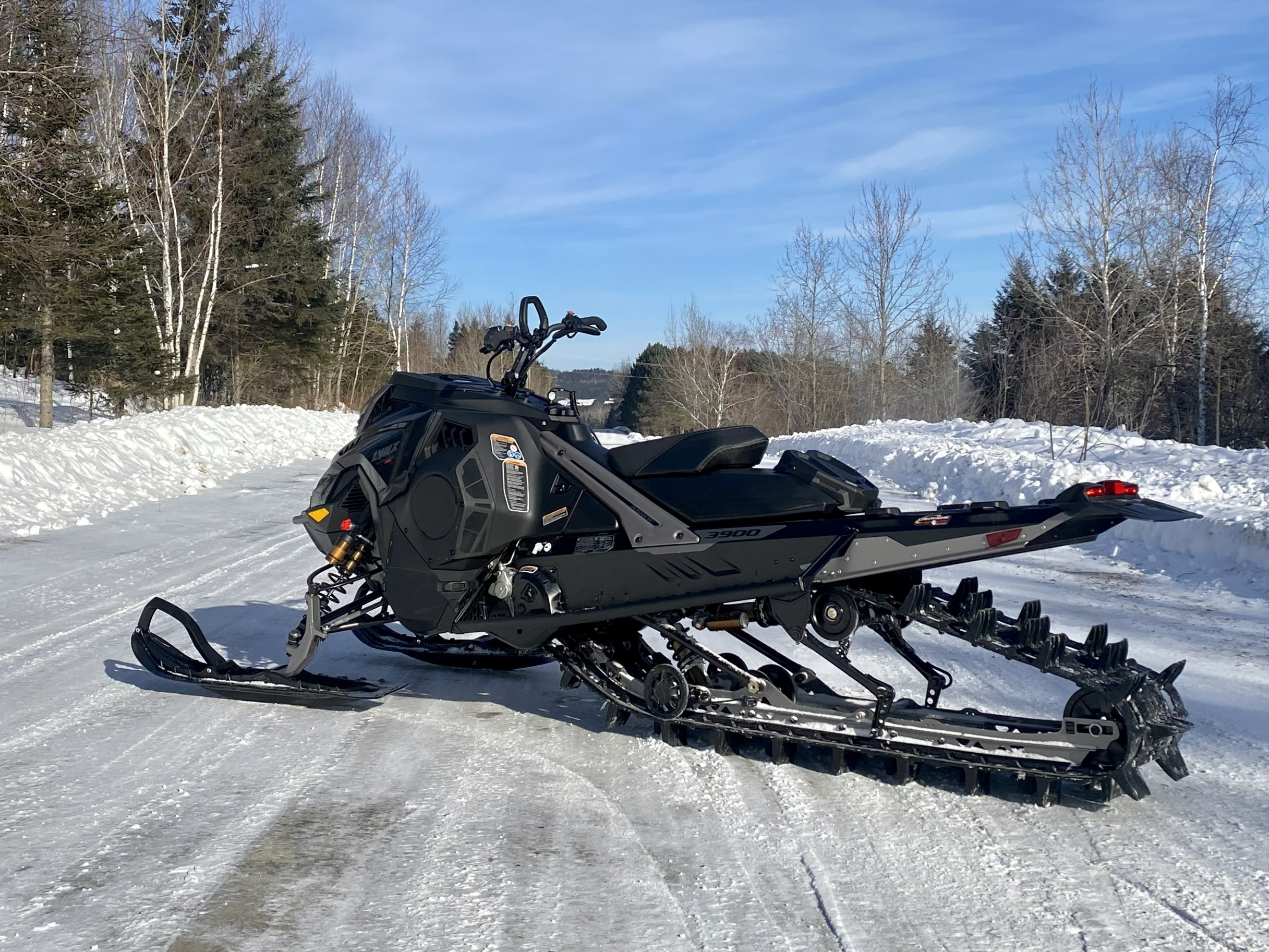 SledMagazine.com Lynx Shredder 2024