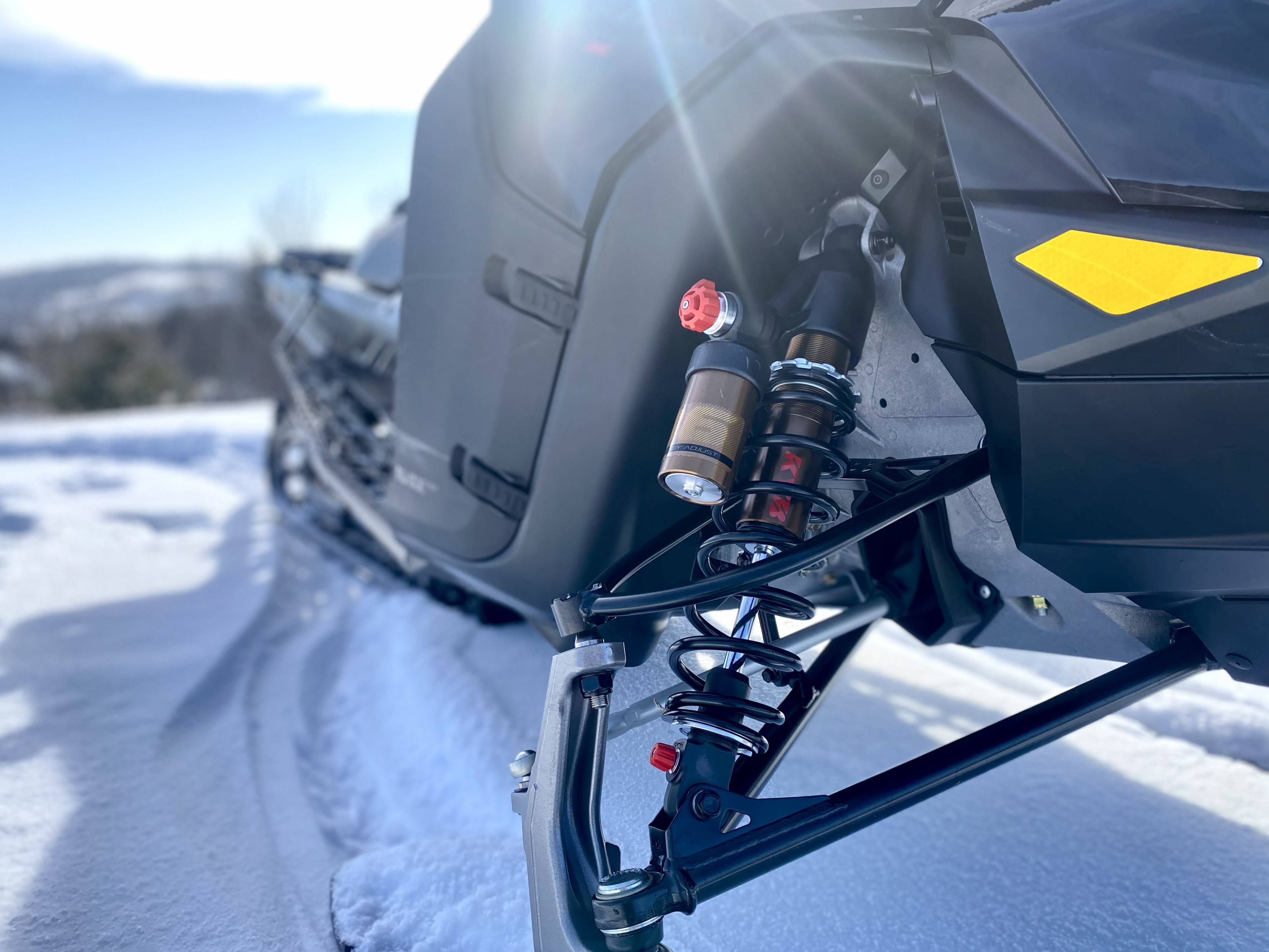 SledMagazine.com: Front Suspension Lynx Shredder 2024