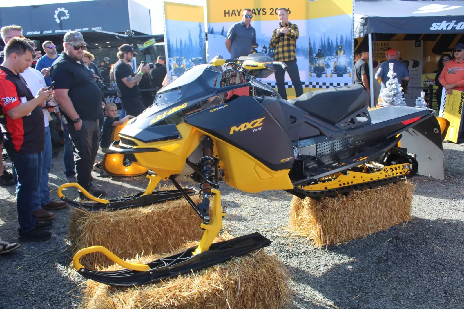 Motoneiges.ca: Ski-Doo MXZ 600RS 2027