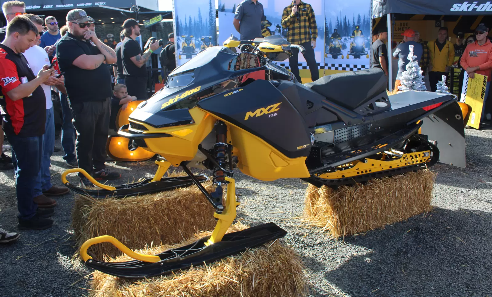 Motoneiges.ca: Hay Days 2026