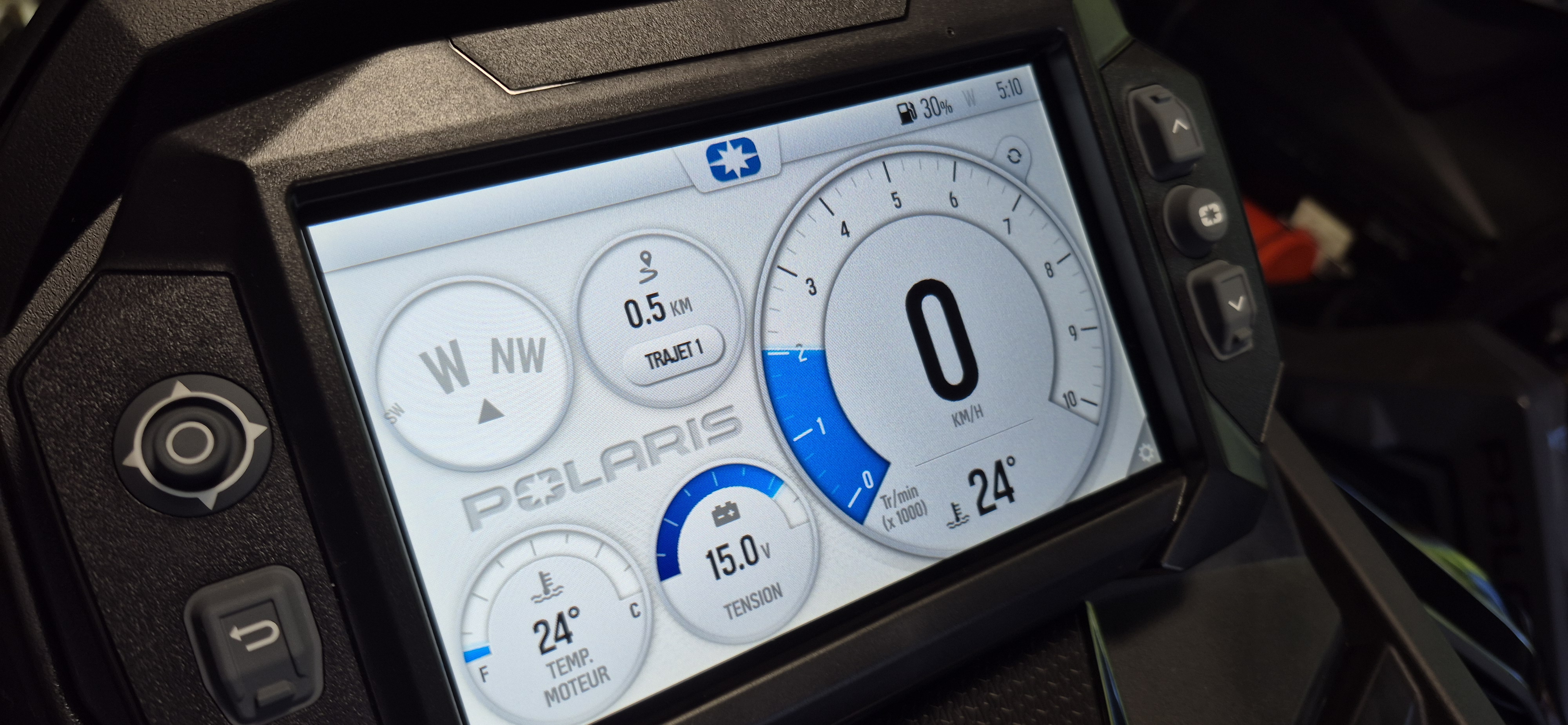 Motoneiges.ca: Polaris RMK Khaos 2027 7S Display